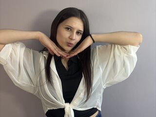 hot strip tease web cam LornaInglin