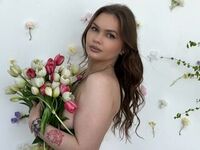 hot cam girl fingering pussy LunaVales