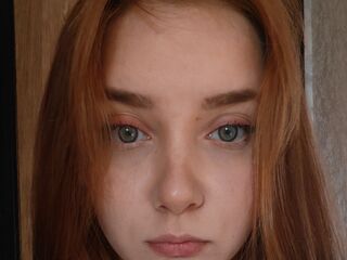 naughty cam girl masturbating MandiWaxler