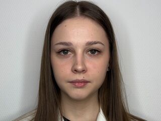 free webcam chat room MarandaHerzfeld