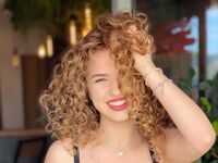 masturbating cam girl MiaPolanska