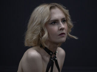 hardcore show MilaVeyra