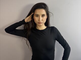 girl webcam show MirelNaomi
