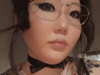 naked girl with webcam MorgueBerry