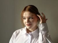 camwhore masturbating with dildo PerlaDezern