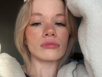 sex webcam chat RenitaKoo