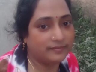 free videochat RiyaSen