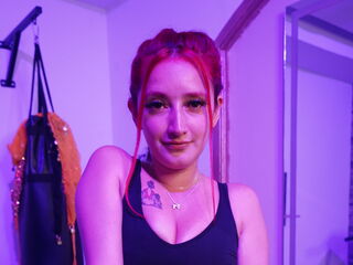 naked camgirl SharaTomsonn