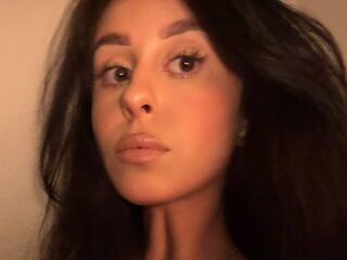 hot naked camgirl SherriDupras