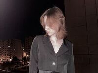 sexy webcamgirl ShirleenWiens