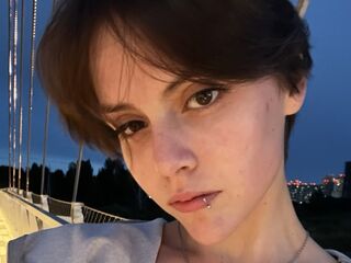 naked cam girl ShirlyQuerio