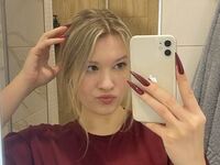 naked webcam girl masturbating SkyeDavi