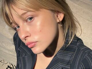 sex cam live SoledadMadon