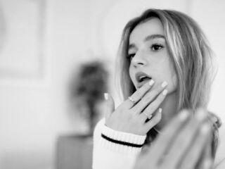 hot live girl StaceeyBrown