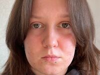 hot cam girl masturbating with dildo TieshaBevell