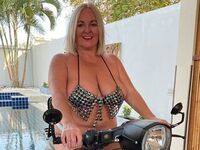 adult chat TrishLabone