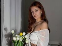 camslut naked VeronaGee