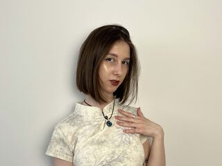 naked camgirl VikkiAppling
