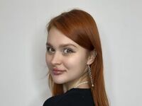 camgirl playing with sextoy YaelMathey