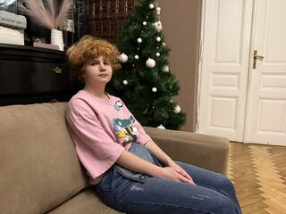 chatrubate cam girl ZyraMonroe